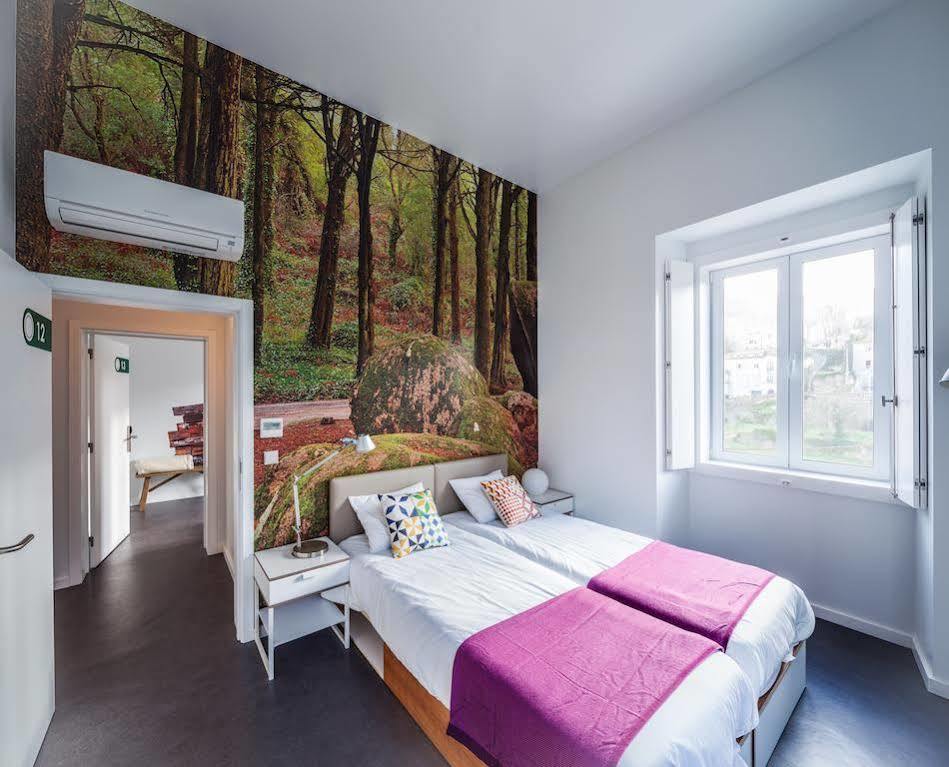 Moon Hill By Joivy Hostel Sintra Exterior photo